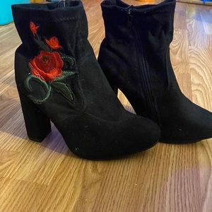 Size 7 black Heeled boots from Ardene